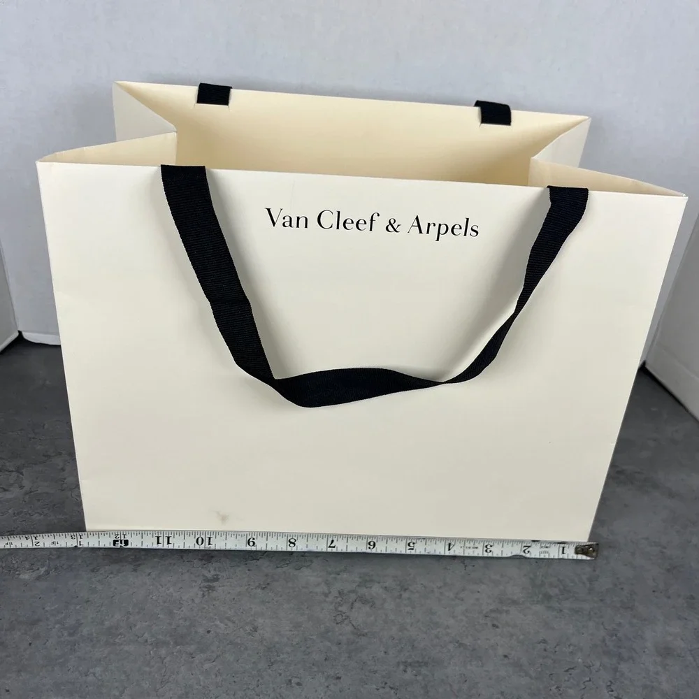 Van Cleef & Arpels‎ Cream Shopping Bag with Black Ribbon Handles Luxury Jewelry